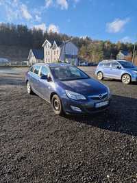 Opel Astra Opel, P-J/SW, Astra Sports Tourer, Diesel. Uszkodzenia kosmetyczne.