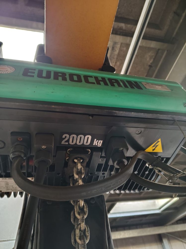 Brama wyciagarka elektryczna 2t z wozkiem elektrycznym Eurochain vl 10