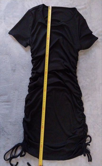 Чёрное красивое платье