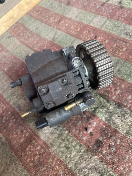 9658176080 паливний насос тнвд Ford Fiesta Fusion 1.4 TDCI