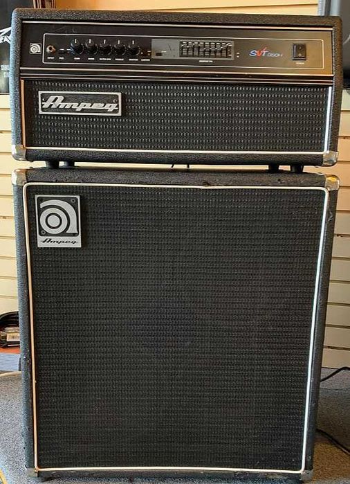 Ampeg SVT 350H + Ampeg SVT 410HE
