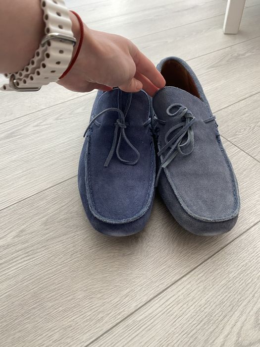 Лофери синього коляру