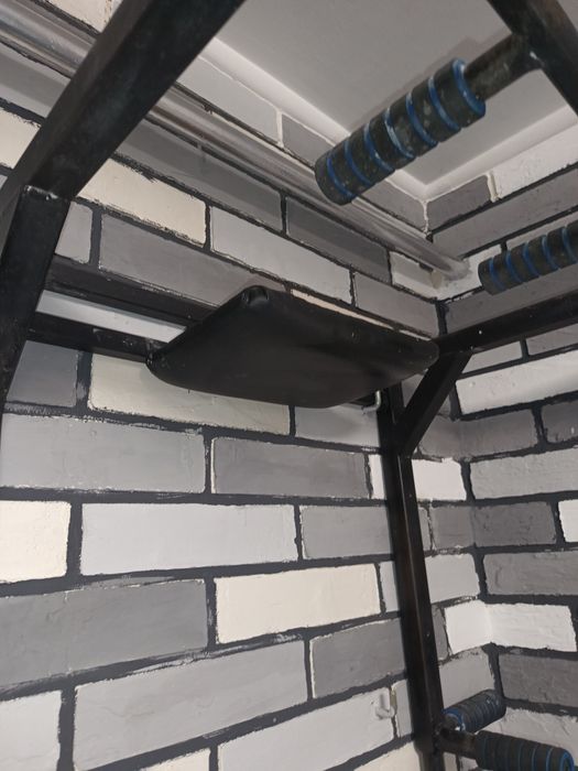 Настенный турник 3 в 1. Брусья, тренажёр на пресс, турник