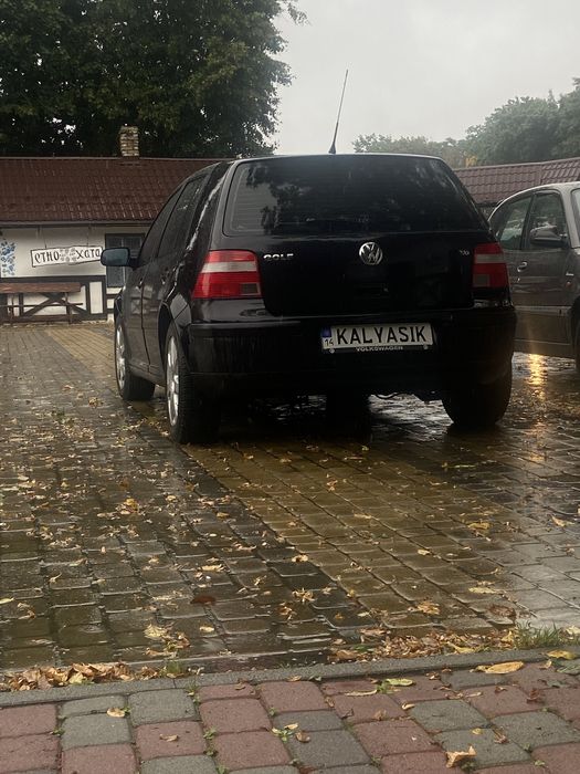 Продам автомобіль volkswagen golf 4