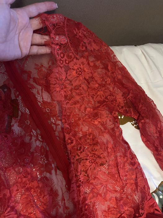 Czerwone koronkowe body sexi święta koronka