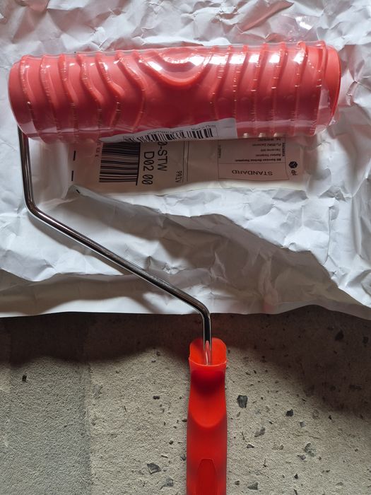 Wałek, imitacja drewna. Nowy