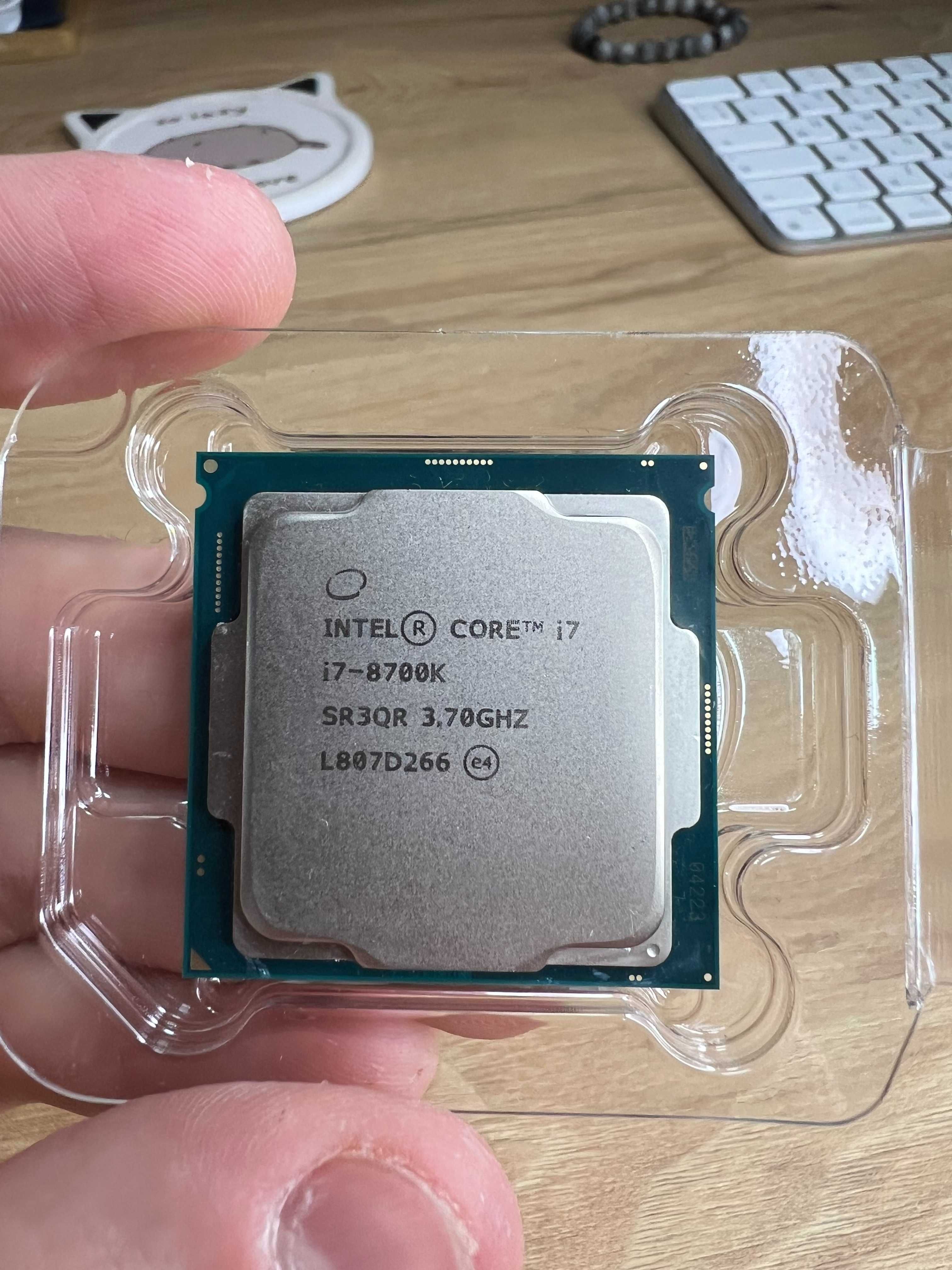 Процесор Intel Core i7-8700K 3.7GHz/8GT/s/12MB s1151 BOX