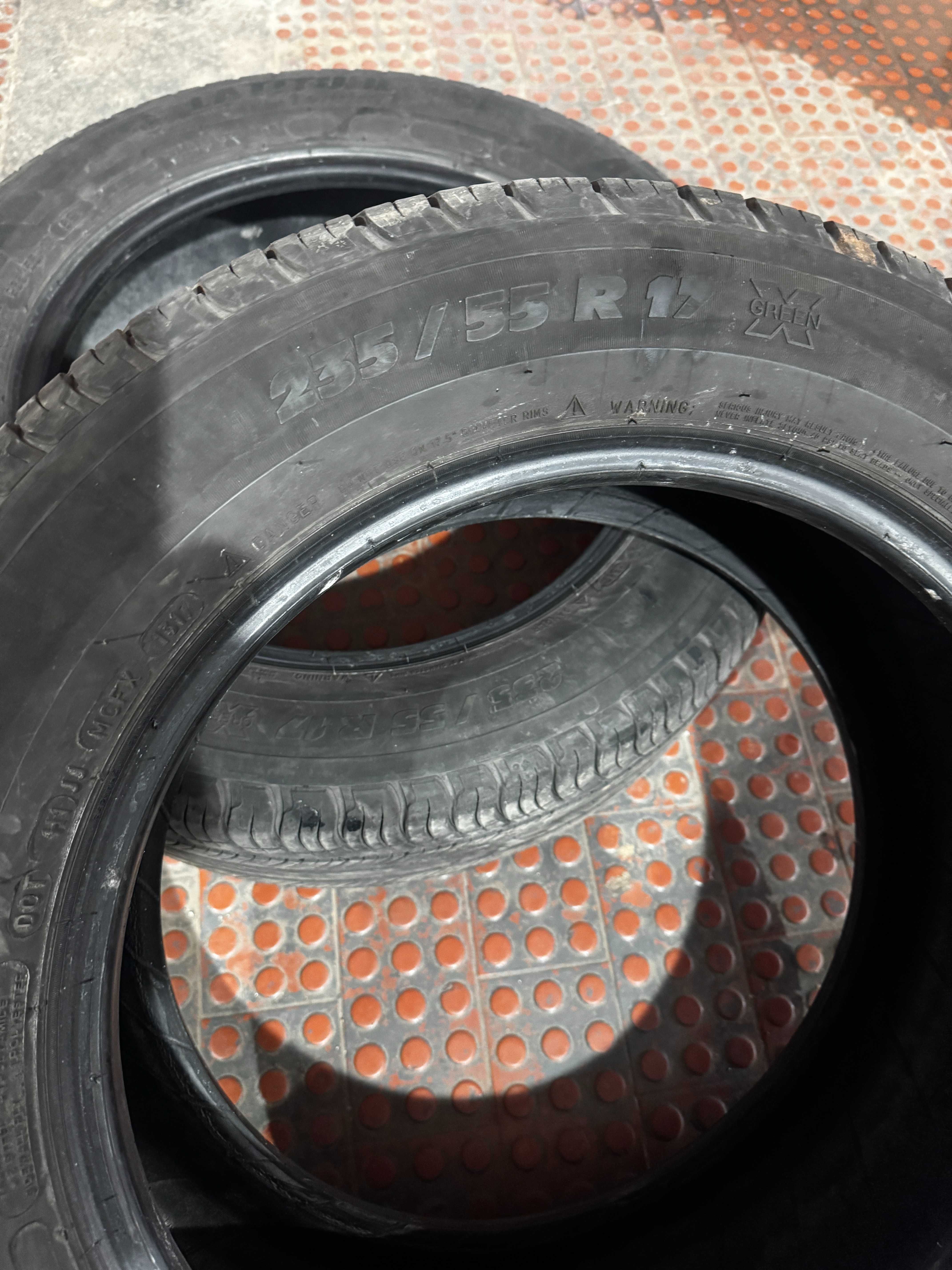 Pneu  Michelin 235/55 R 17