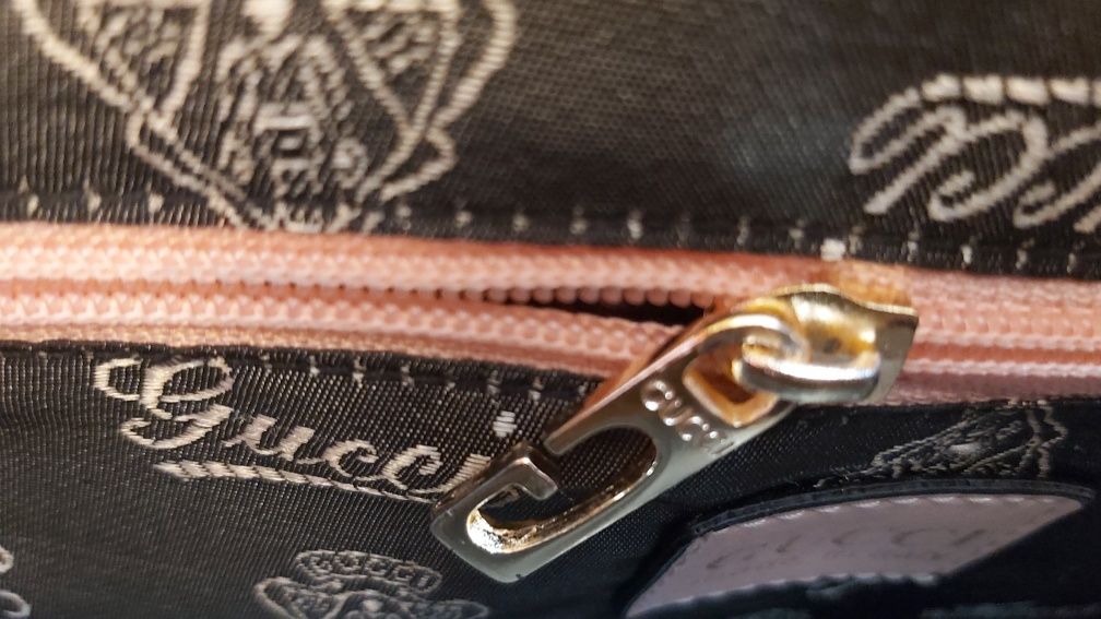 Piękna torebka Gucci