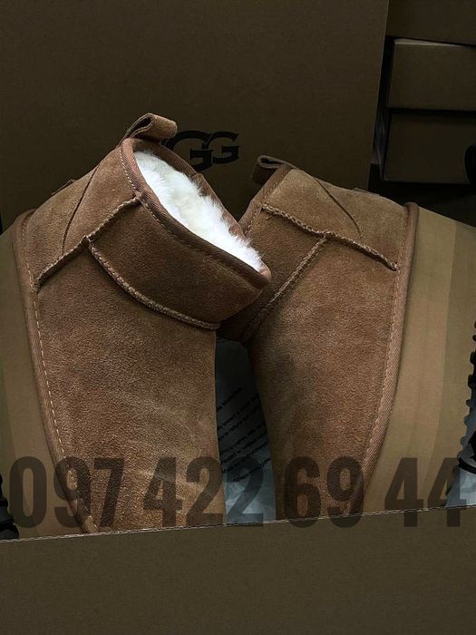 UGG на Платформі жіночі чорні/беж UGG Classic Ultra Mіni Platform