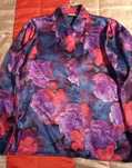 Camisa de senhora em cetim, floral