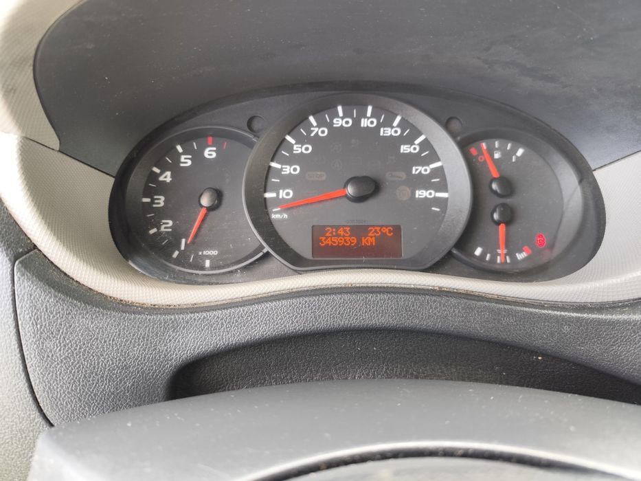 Renault Master 2.3 dCi 165 km plandeka