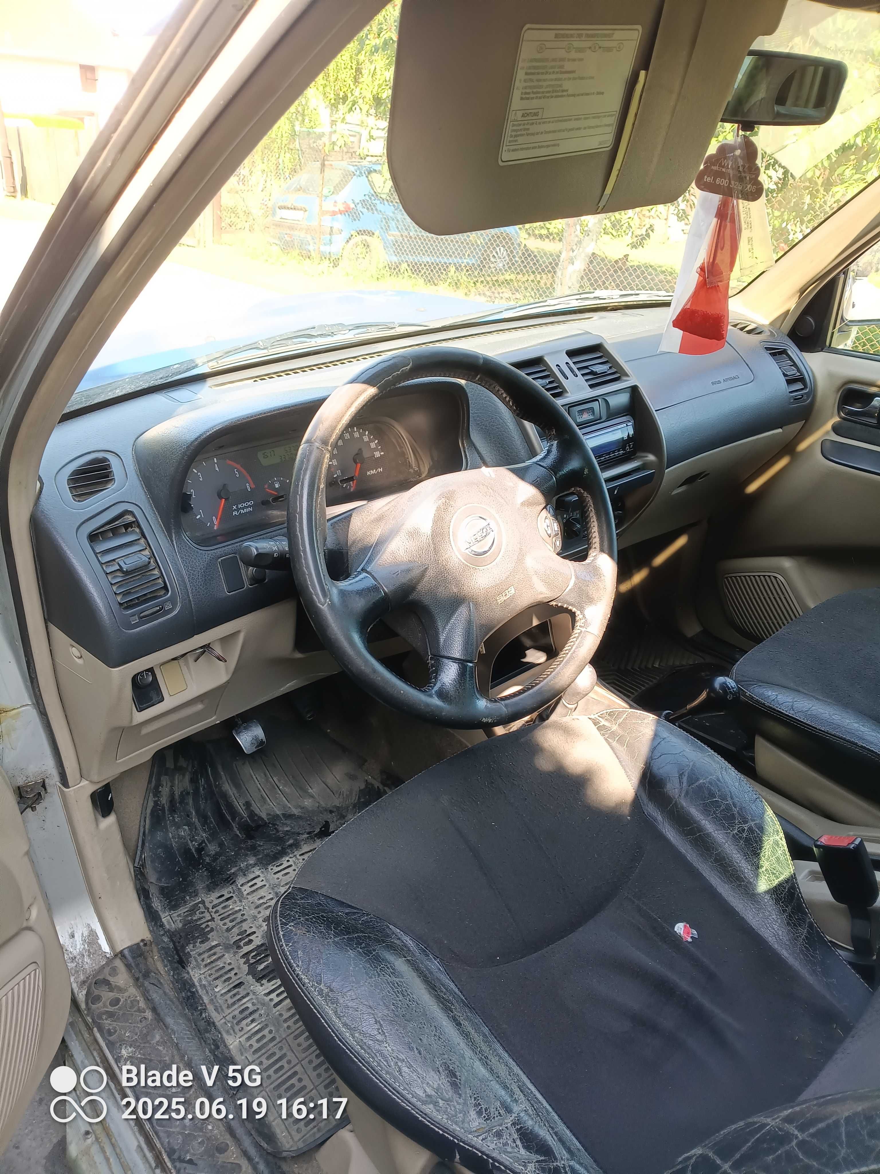 Witam. Sprzedam Nissan Terrano