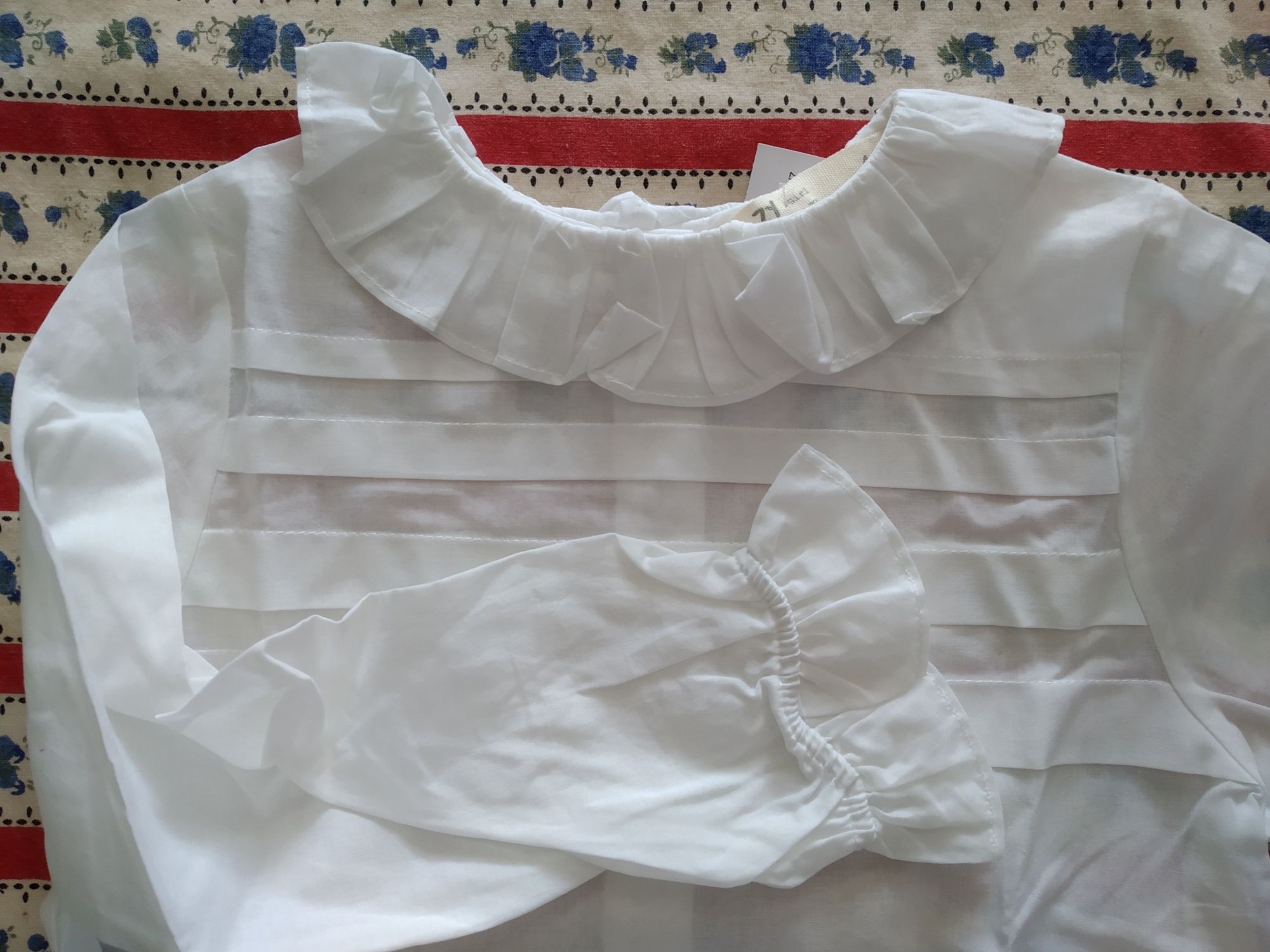 Novo - Camisa/Blusa com folhos