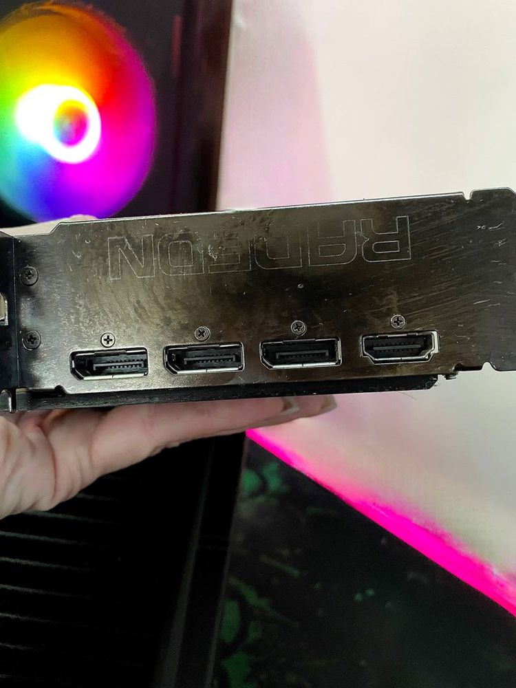 Відеокарта R9 Fury X
