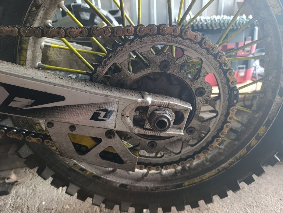 Suzuki rmz 250 z 2008