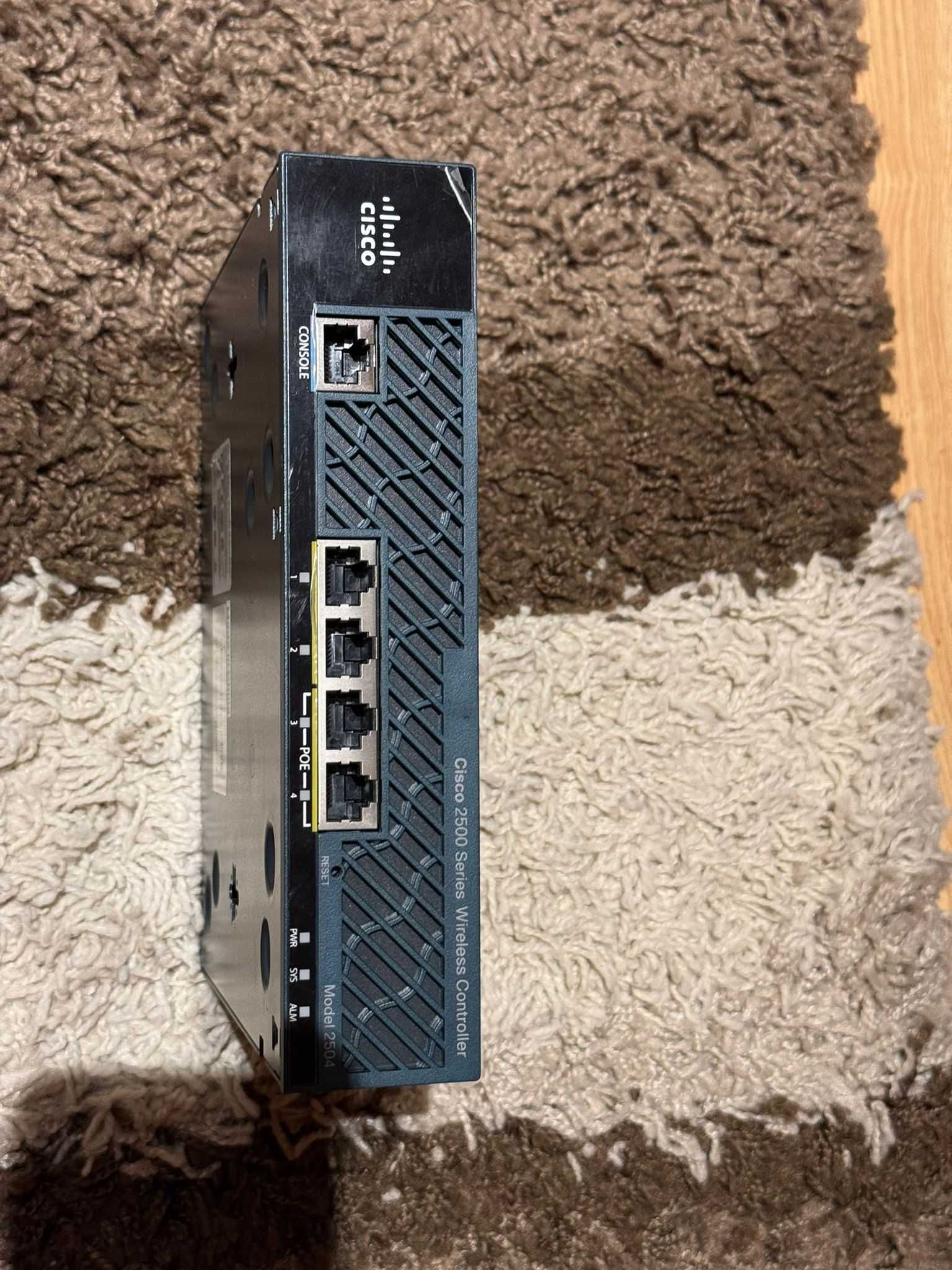 Cisco 2500 Series Controller Model 2504