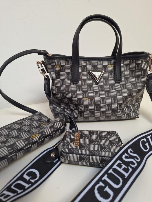 Torebka damska Guess stan nowa !!!