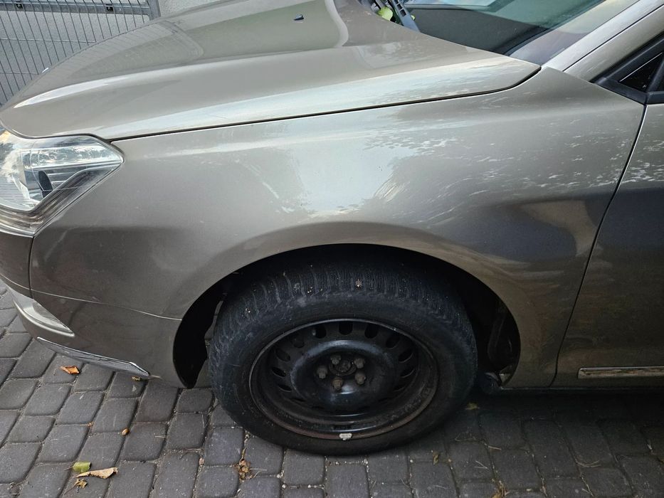 Citroen C5 III X7 błotnik przód przedni prawy lewy KCHC