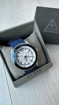 Продам часы GUESS