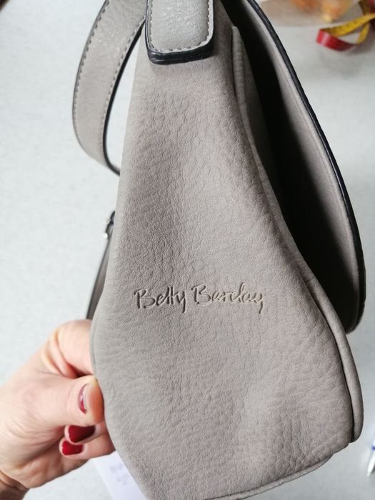 Torebka Betty Barclay, Nowa