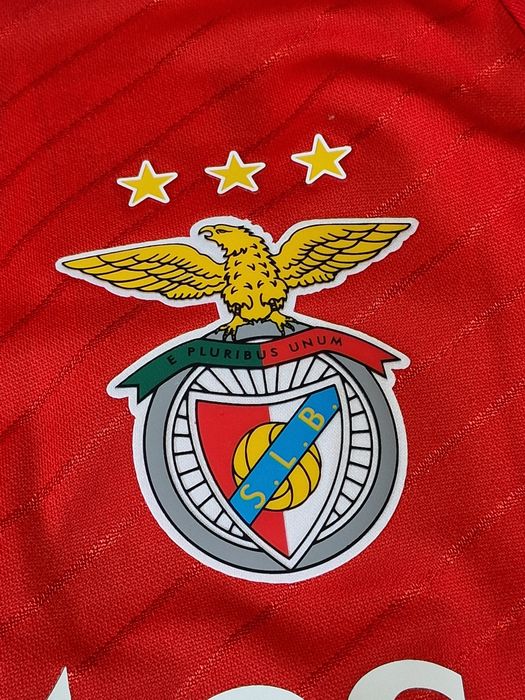 Camisola Benfica 24/25 CHAMPIONS Nova