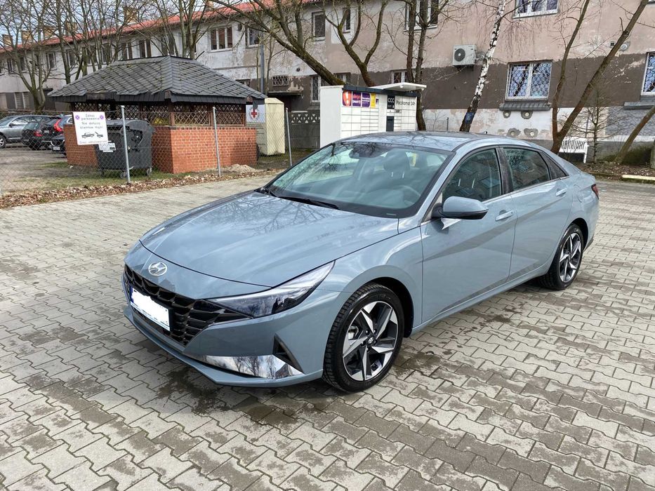 Finansowanie bez baz BiK i KRD Hyundai Elantra 2022r.