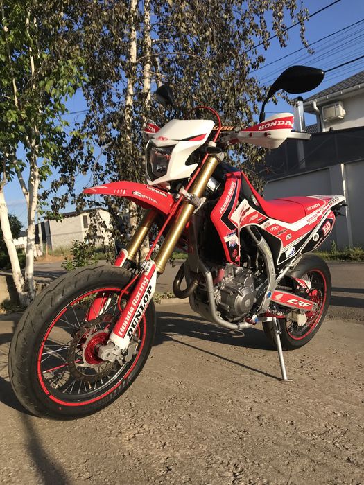 Продам Honda CRF250L 2015 г.в. в отличном состоянии