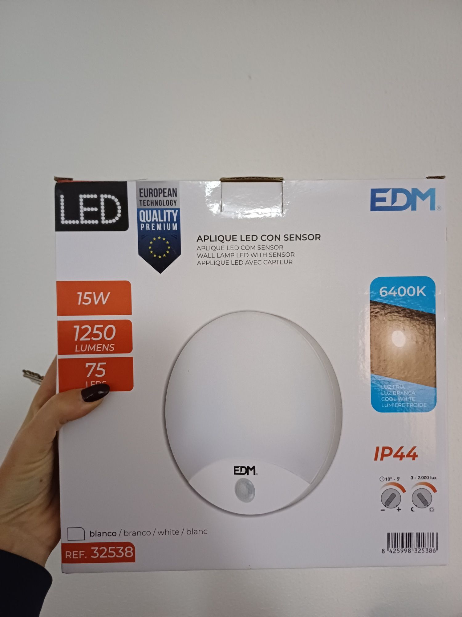 Aplique LED com sensor EDM 6400k