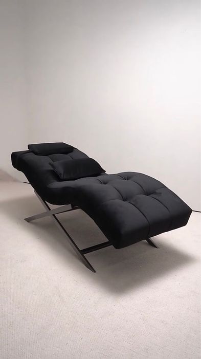 Продам кушетки є 3шт