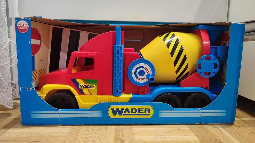 Zabawka betoniarka Wader nowa