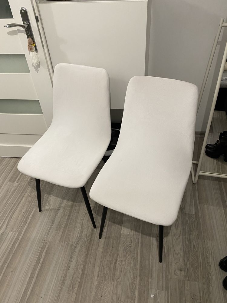 Krzesła białe noga butelkowa biały welur aksamit velvet matt