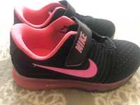 Buty różowe Nike 30