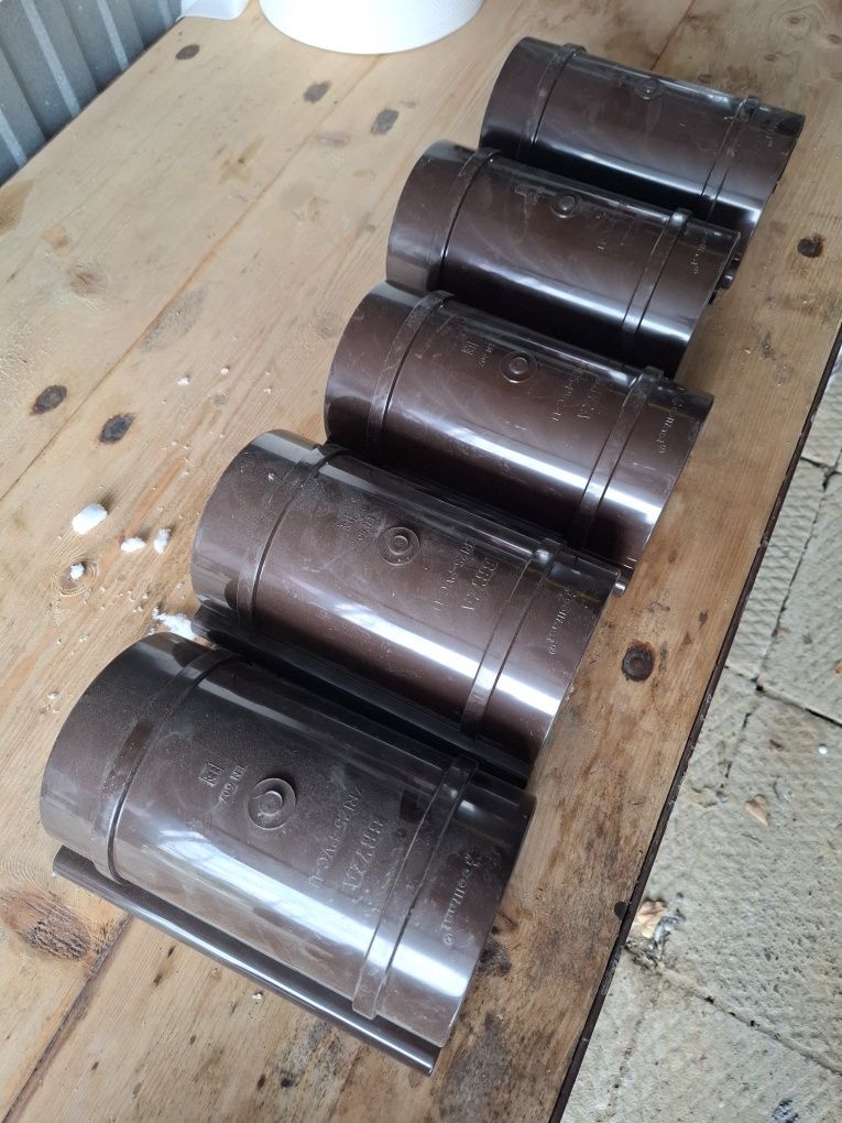 Złączka rynnowa 125mm BRYZA brązowa RAL 8017