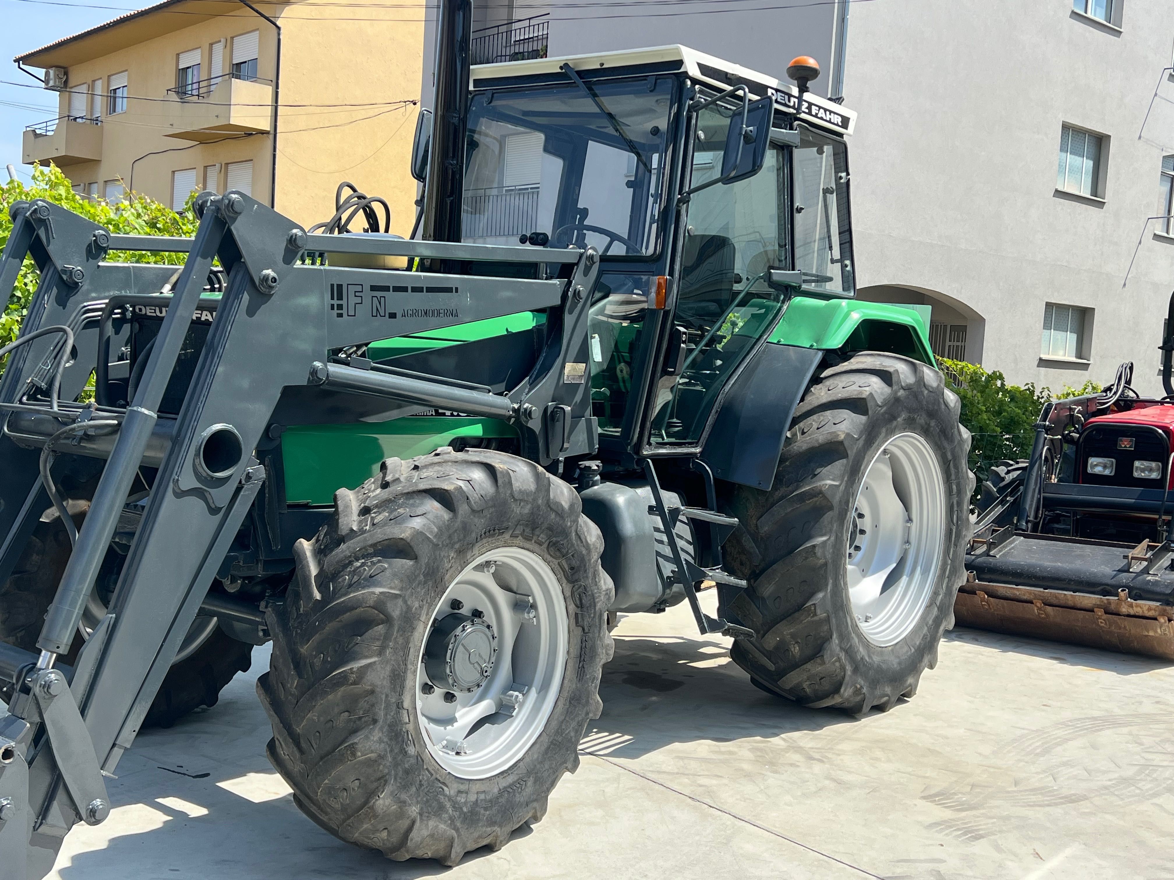 Trator Deutz AGROPRIMA