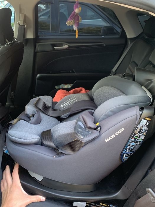 Автокрісло Maxi Cosi Axissfix