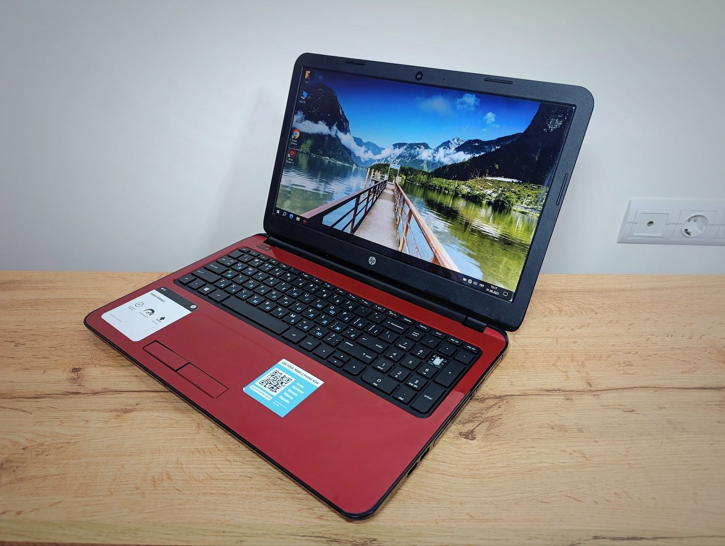 15'6 ноутбук HP/AMD A6-5200/8GB Ram/256GB SSD/Батарея 0% зносу