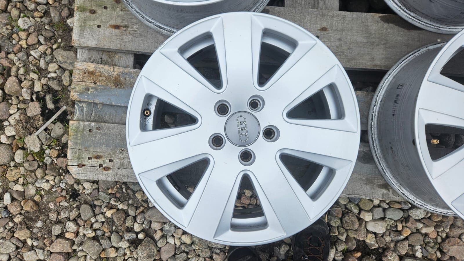 Felgi aluminiowe 16" 5x112 Audi