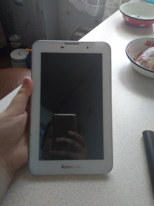 Планшет Lenovo белый