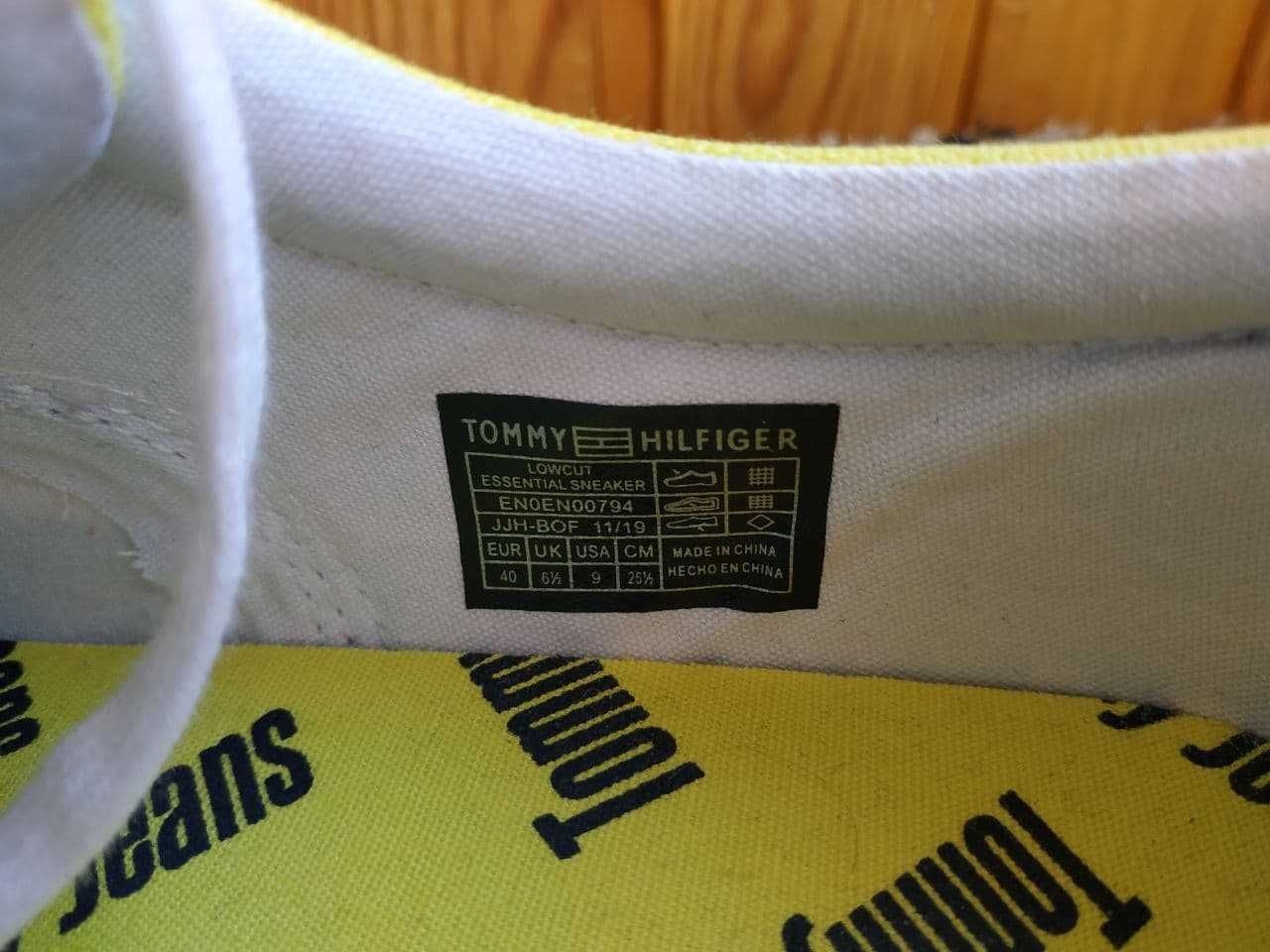 Продам оригинальные женские кеды Tommy Hilfiger