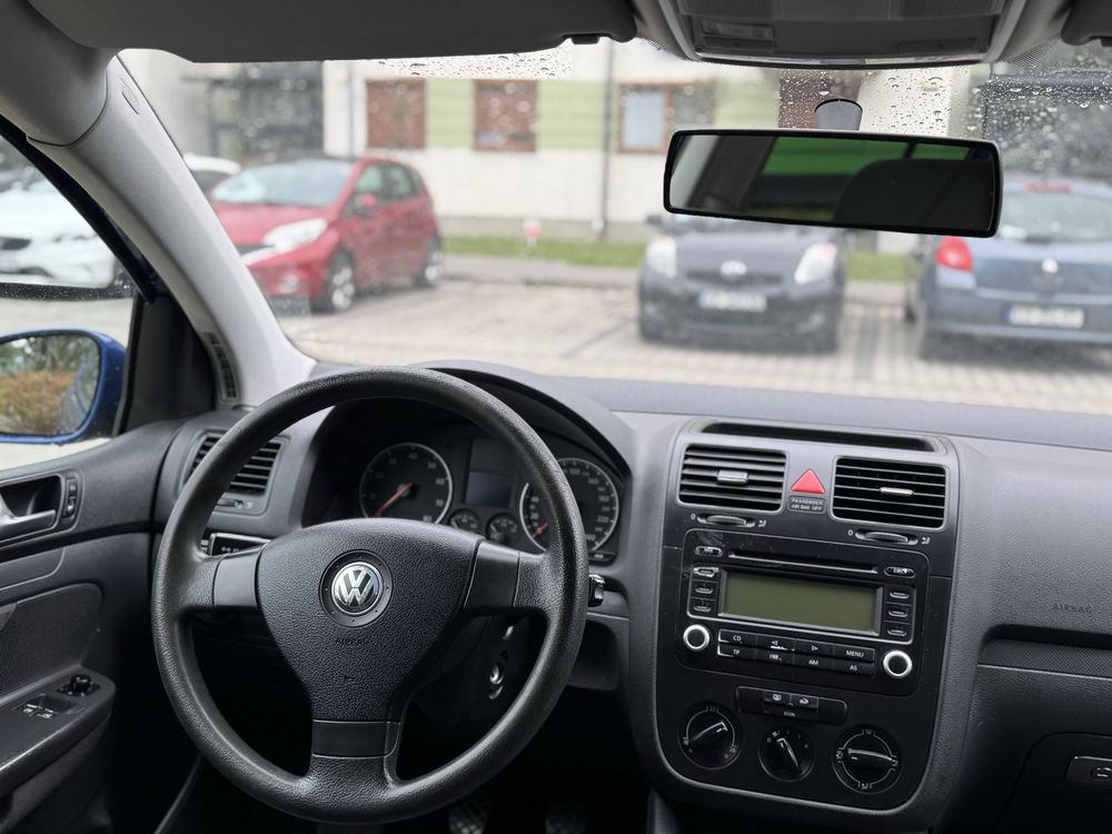 Volkswagen Golf 5 1.6 MPi
