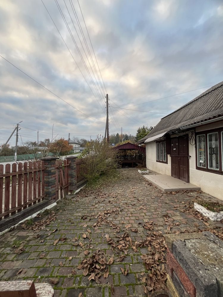 Будинок в с.Воронів