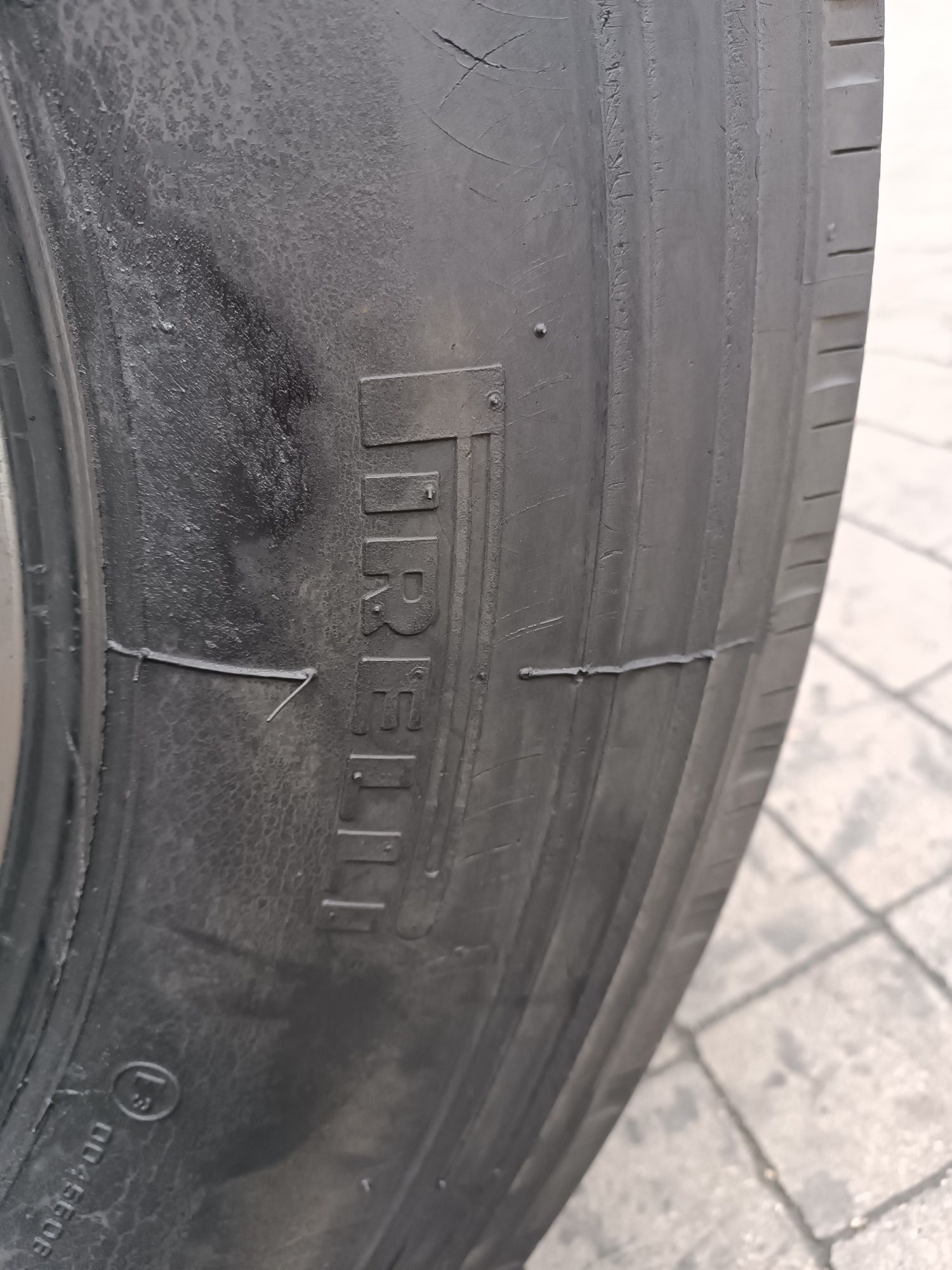 275/70R22.5 Pirelli FH15 opona ciężarowa