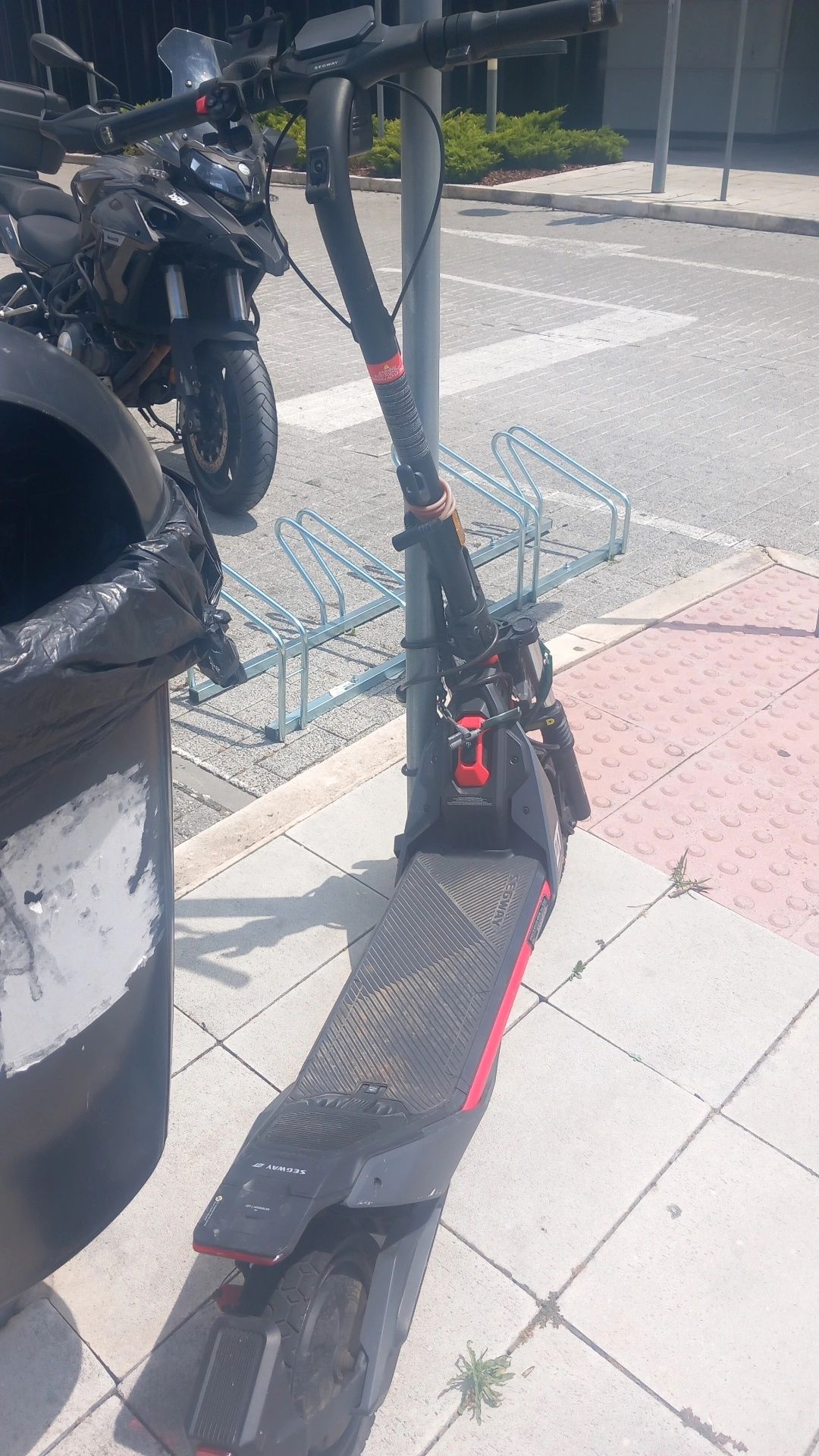 Trotineta Segway ZT3 Pro