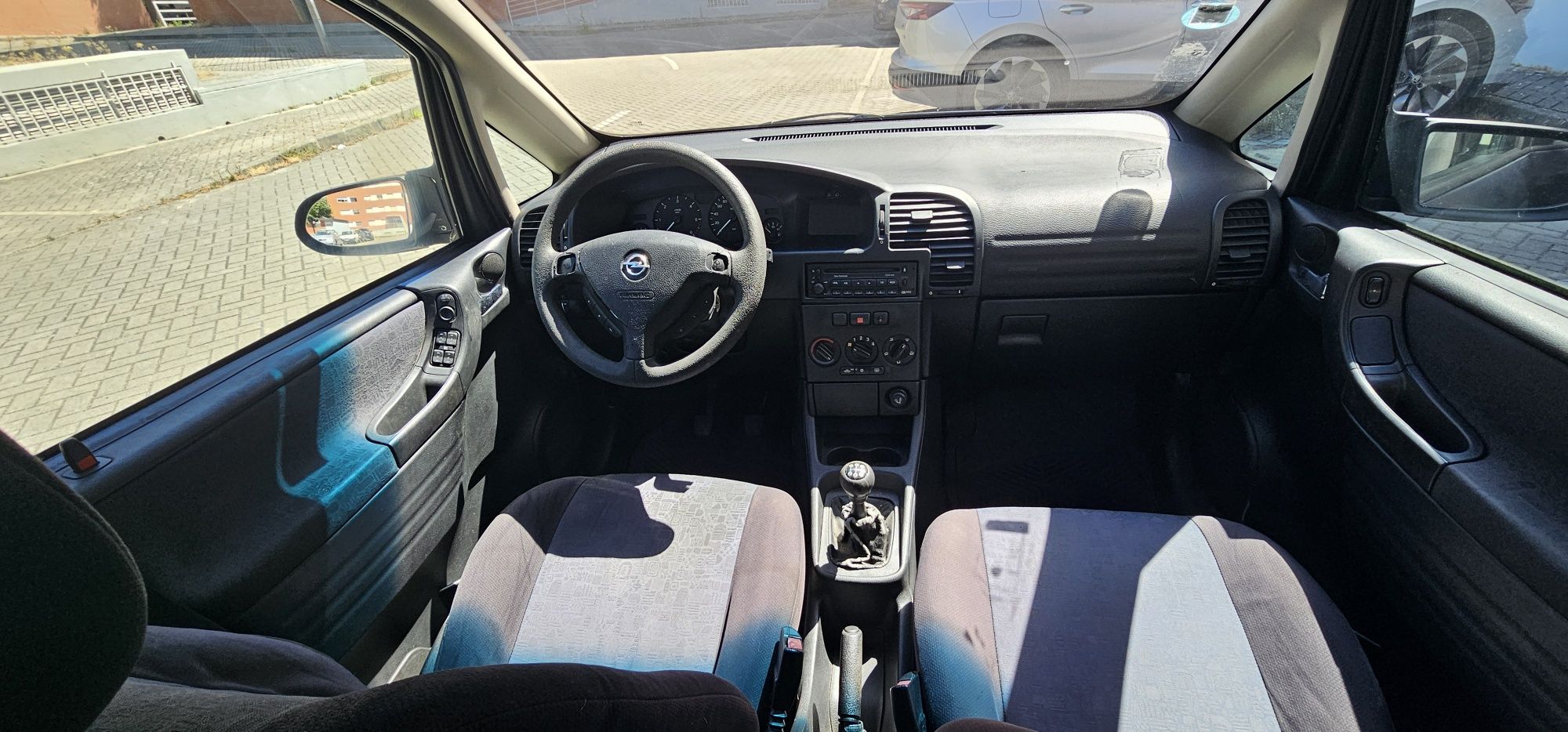 Opel Zafira 2.0 cdti 01 impecável 7lugares