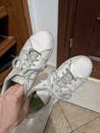 Używane brudne buty damskie