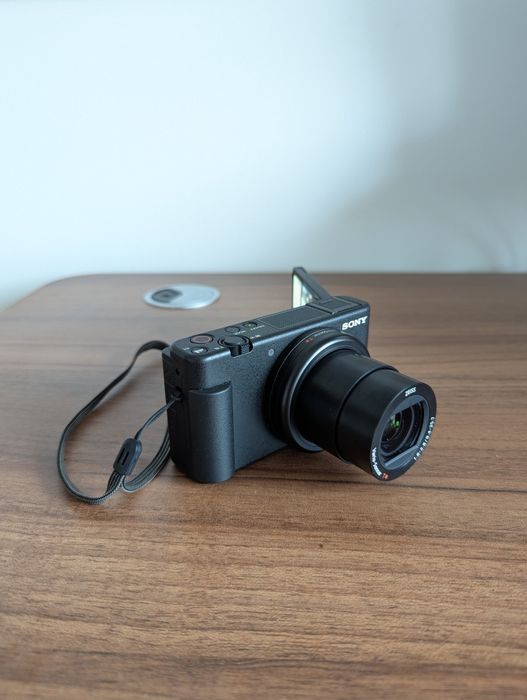 Aparat SONY ZV-1 Czarny, 20.1Mpix super stan