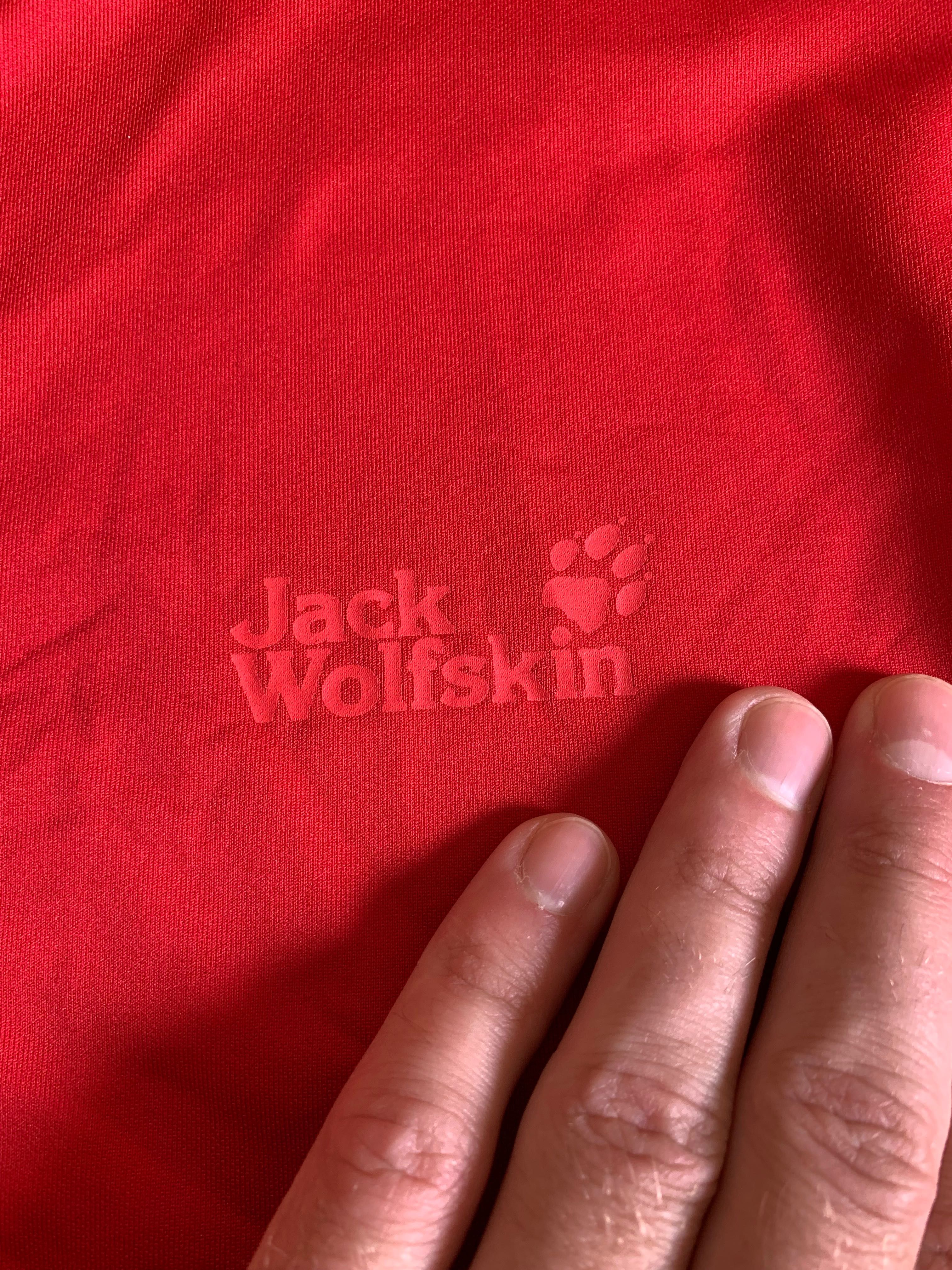Классная как новая женская спортивная кофта Jack Wolfskin оригинал