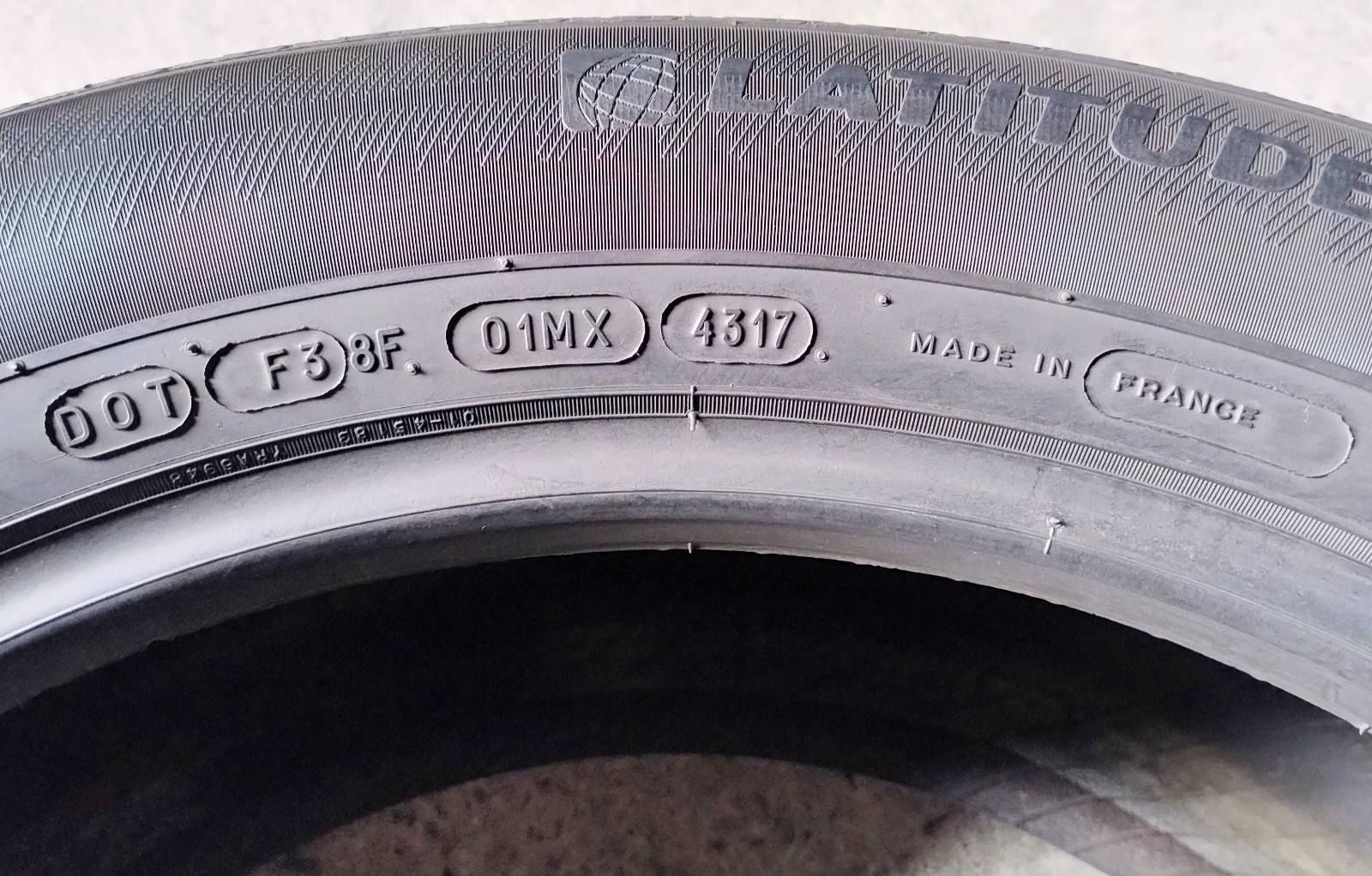 Шини літні R19 235/55 Michelin Latitude Sport 3