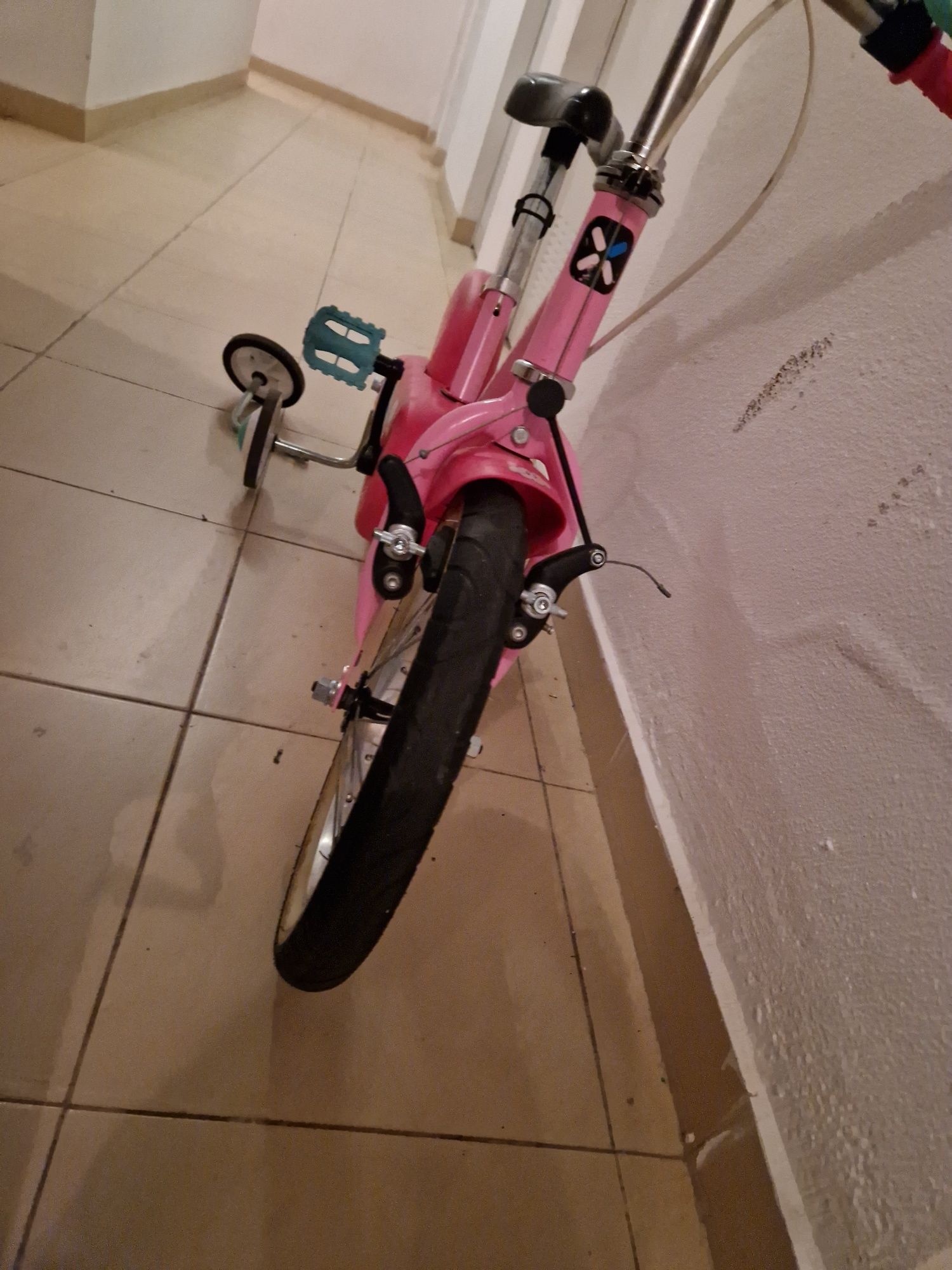 Bicicleta criança rosa com ou sem rodinhasa